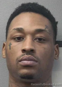 Mugshot of QUAVIS NY'KEL THOMAS