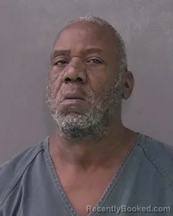 Mugshot of ROBERT CLIFTON SENIOR THOMAS