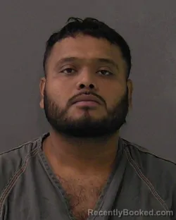Mugshot of GEOVANNI VICTORIANO-MEDINA
