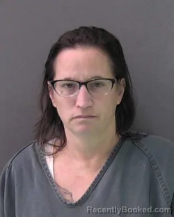 Mugshot of MICHELLE LYNN FORD