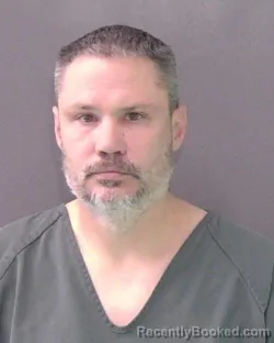 Mugshot of BENJAMIN LOUIS JUNIOR LABAHN