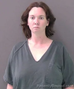 Mugshot of MARY ANN QUIRK