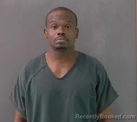 Mugshot of DEREK LEANDREW JONES