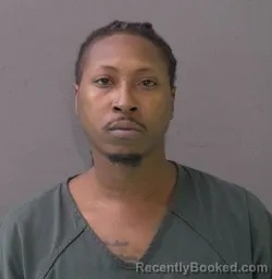 Mugshot of Rhadarius Quantrel Warren booked in Bell County, Texas on October 12, 2026