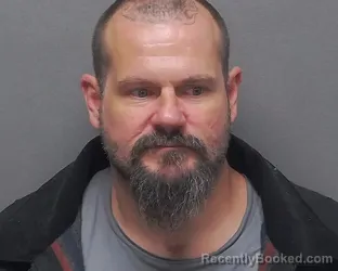 Mugshot of BRANDON L RAPP