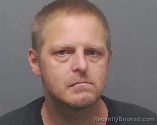 Mugshot of WALTER D HEATO