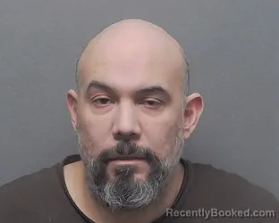 Mugshot of STEVEN L LIMON