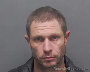 Mugshot of IAN J TIGERT