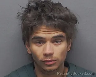 Mugshot of ISAIAH J CRAYTON