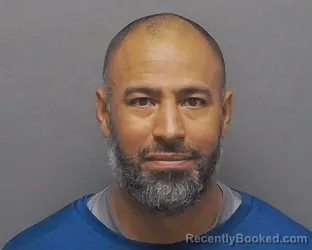 Mugshot of DWAYLON T PITTS