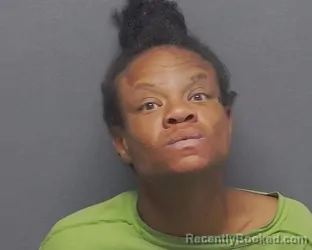 Mugshot of LATREIA WOODS
