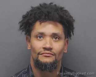 Mugshot of MARSHALL H II MOSS