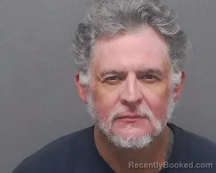 Mugshot of REYNALDO J PERALEZ