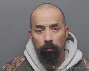 Mugshot of JONATHAN R RODRIGUEZ