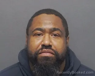 Mugshot of ISAIAH M CAREY