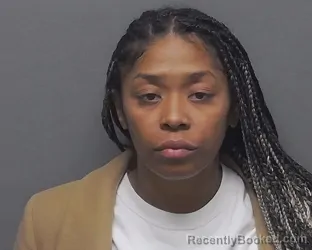 Mugshot of ELAINE S CRAY