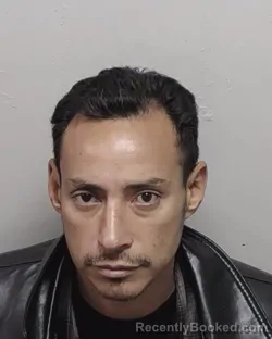 Mugshot of VICTOR S SANCHEZ