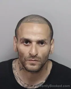 Mugshot of GILBERTO PADRON