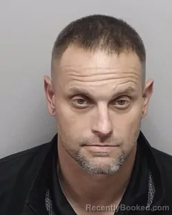 Mugshot of CLINTON GILL