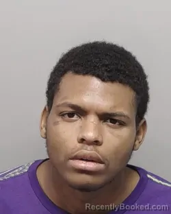 Mugshot of JULIAN FINCH