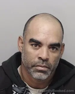 Mugshot of LEONEL M SUAREZ-PORTALES