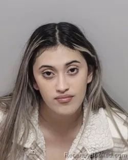 Mugshot of CLARISA Y MOTA