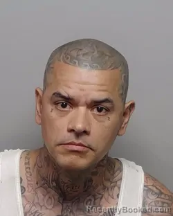 Mugshot of OSCAR G JR HERNANDEZ booked in Bexar County, Texas on April 1, 2026