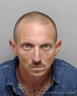 Mugshot of TRAVIS M SENIOR booked in Bexar County, Texas on April 5, 2026