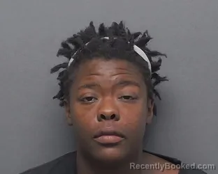 Mugshot of BRITNEY Y HUNTER booked in Bexar County, Texas on June 4, 2026