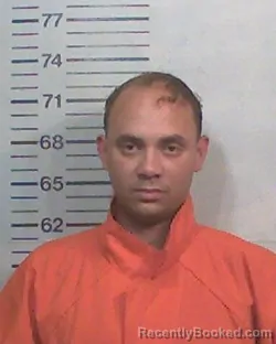 Mugshot of Dayron Anvez Navarrete