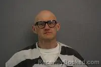 Mugshot of Robert Eugene Aue Jr