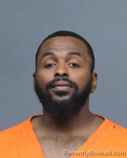 Mugshot of TRAYDARIUS RAYSHUD SINGLETON booked in Bowie County, Texas on March 12, 2026