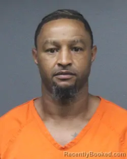 Mugshot of TAVORIOUS SHONTRAL WEBB booked in Bowie County, Texas on May 5, 2026