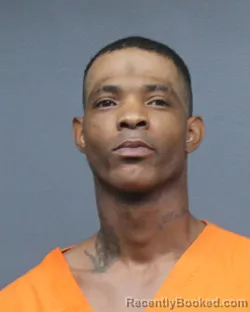 Mugshot of LADAMON DONTE HAYES booked in Bowie County, Texas on May 26, 2026