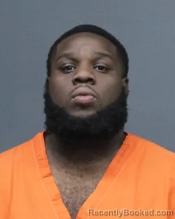 Mugshot of TRADAVION DASHAUN THOMPSON booked in Bowie County, Texas on June 9, 2026