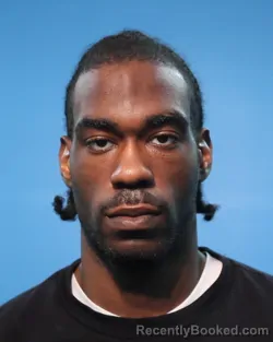 Mugshot of IZEARCATRELL HOLMES