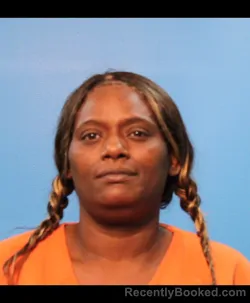 Mugshot of Regina Marie Lloyd