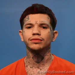 Mugshot of JONATHAN LOPEZ