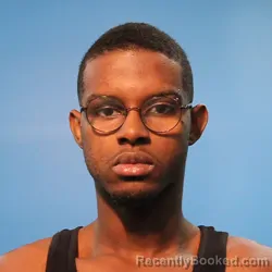 Mugshot of RAEKWON SHYHEIN LOGAN