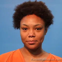 Mugshot of Ma Rya Elizabeth Turner-Quarles booked in Brazoria County, Texas on April 4, 2026