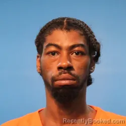 Mugshot of DEVANTE SAVON TREMAINE BROWN booked in Brazoria County, Texas on April 27, 2026
