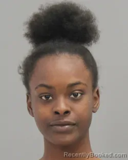 Mugshot of TYONNA DENAY SMITH