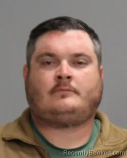 Mugshot of ZACHARY THOMAS RICHARDS