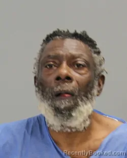 Mugshot of DERRICK DEWAYNE WARREN