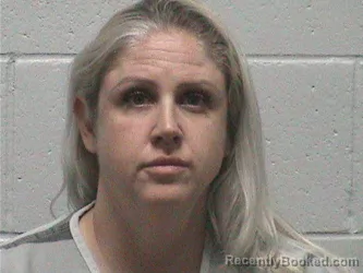 Mugshot of AMANDA CHRISTINE HOLLAND