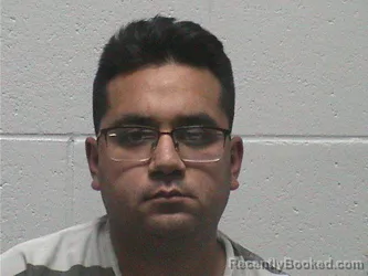 Mugshot of OSCAR EDUARDO GONZALEZ HERNANDEZ booked in Lyon County, Nevada on April 4, 2026