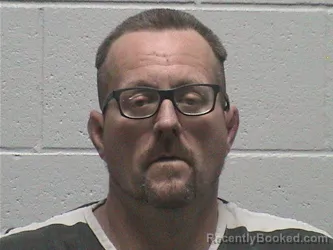 Mugshot of RICHARD XAIVER BENNETTS
