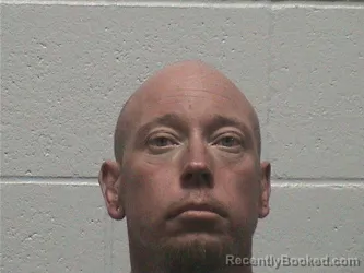 Mugshot of TRAVIS RAY SCHWICHTENBERG
