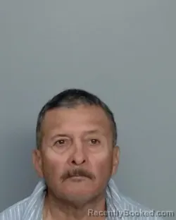 Mugshot of RUBEN LUNA GARZA