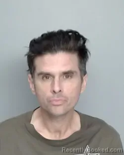Mugshot of SEAN THOMAS FOX